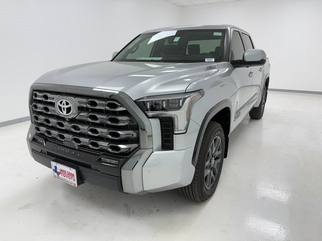 2025 Toyota Tundra Platinum photo 4