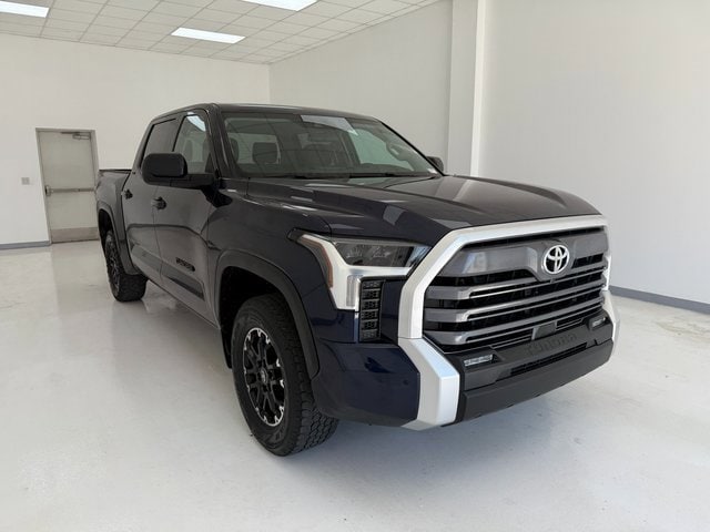 Used 2022 Toyota Tundra SR5 with VIN 5TFLA5DB5NX037305 for sale in Corpus Christi, TX