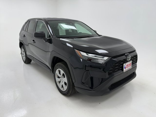2024 Toyota RAV4 LE photo 2