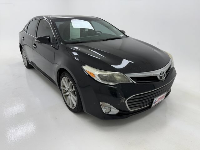Used 2013 Toyota Avalon Limited with VIN 4T1BK1EB0DU004904 for sale in Robstown, TX