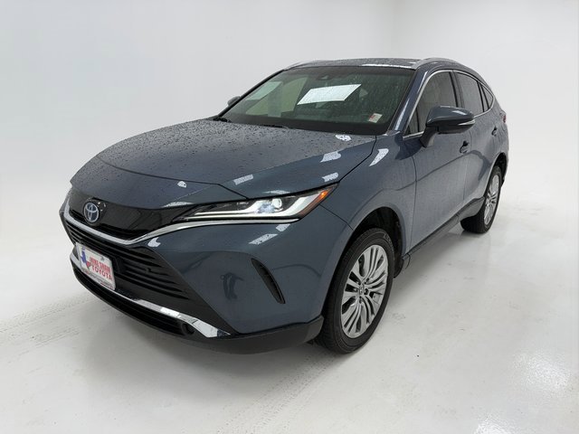 2022 Toyota Venza XLE photo 4