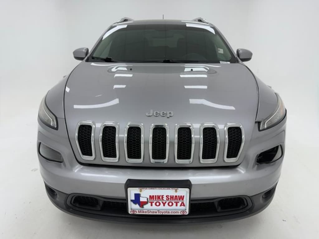 Used 2018 Jeep Cherokee Latitude Plus SUV