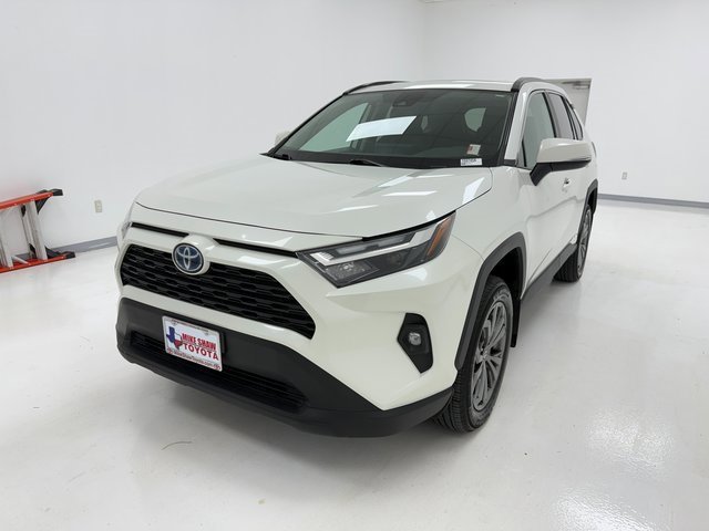 2022 Toyota RAV4 Hybrid XLE Premium photo 2
