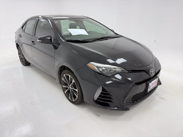Used 2018 Toyota Corolla SE with VIN 5YFBURHE8JP764722 for sale in Robstown, TX