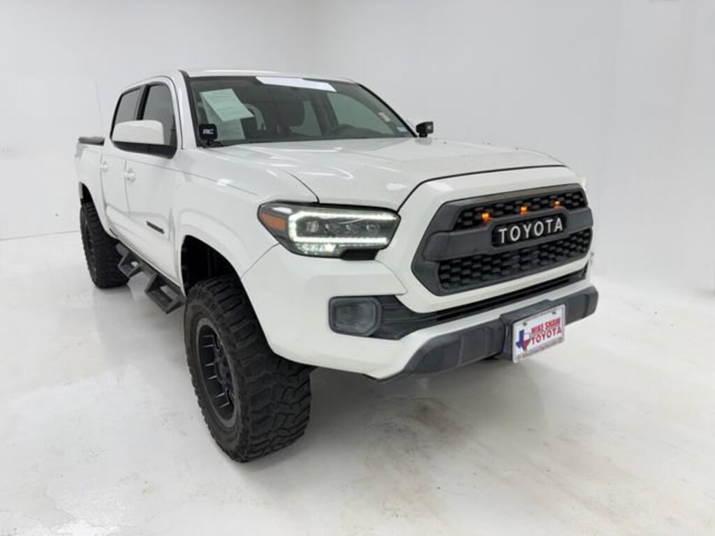 Used 2017 Toyota Tacoma Truck Double Cab