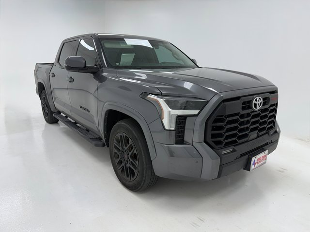 2023 Toyota Tundra SR5 photo 2