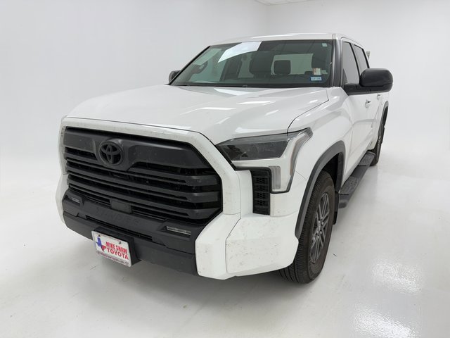 2025 Toyota Tundra SR5 photo 4