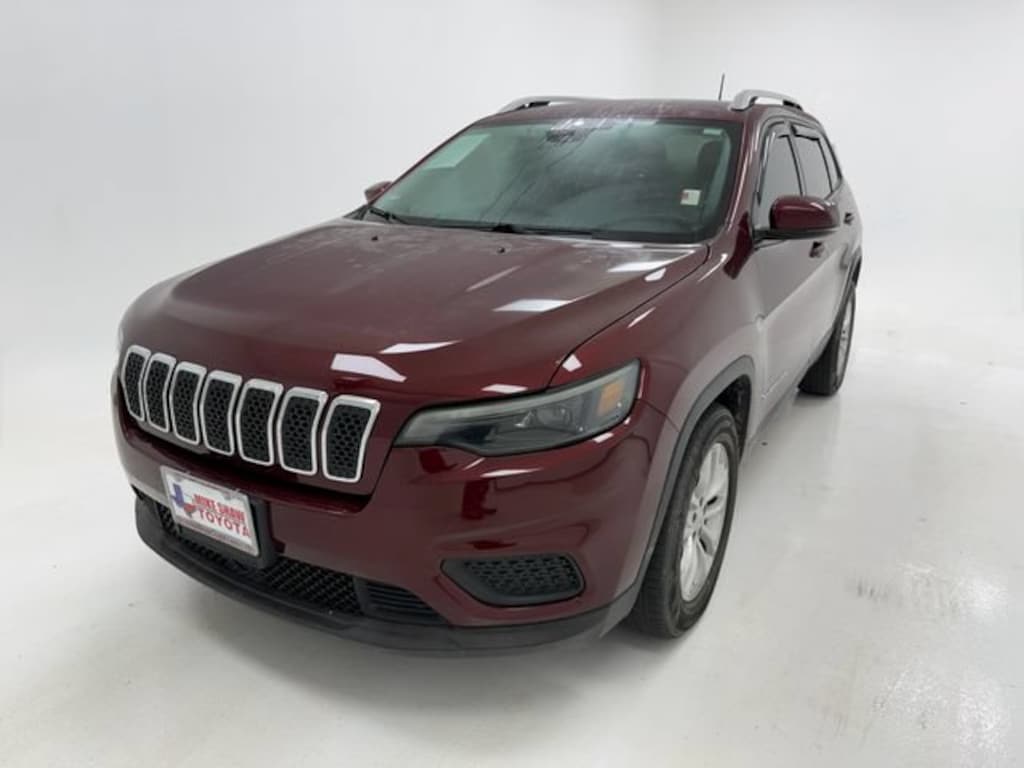 Used 2021 Jeep Cherokee Latitude SUV
