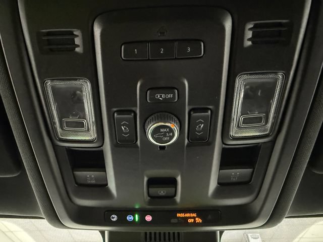 2023 Chevrolet Suburban Z71 - Photo 23