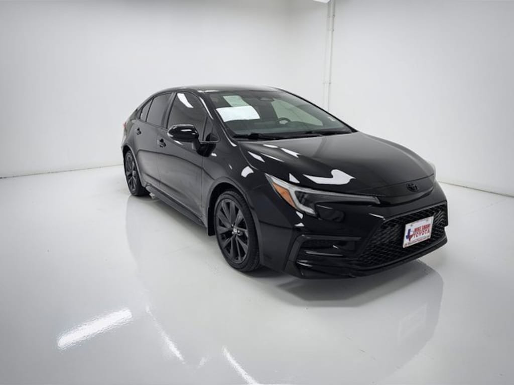 Used 2023 Toyota Corolla SE Sedan