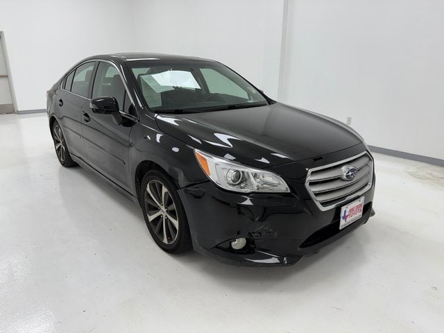 Used 2015 Subaru Legacy 2.5i Limited with VIN 4S3BNAL68F3015692 for sale in Robstown, TX