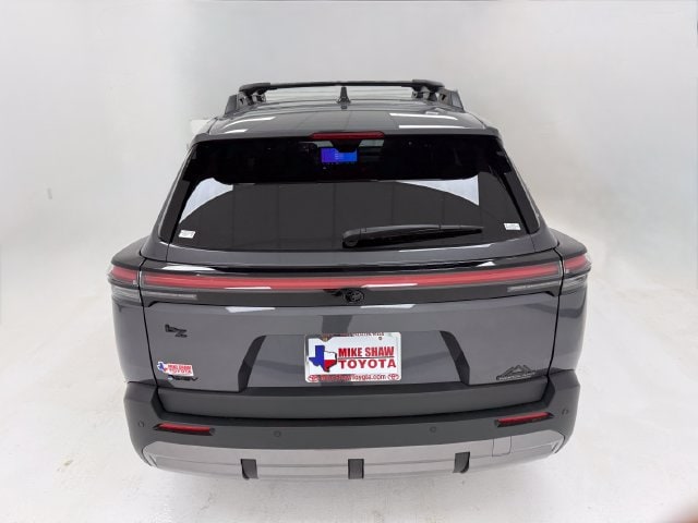2026 Toyota bZ Woodland Woodland Premium - Photo 39