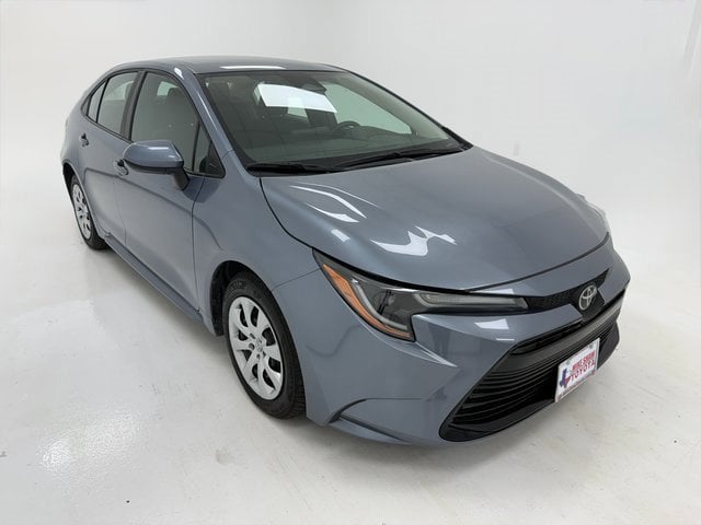 Used 2024 Toyota Corolla LE with VIN 5YFB4MDE7RP096447 for sale in Northfield, Minnesota