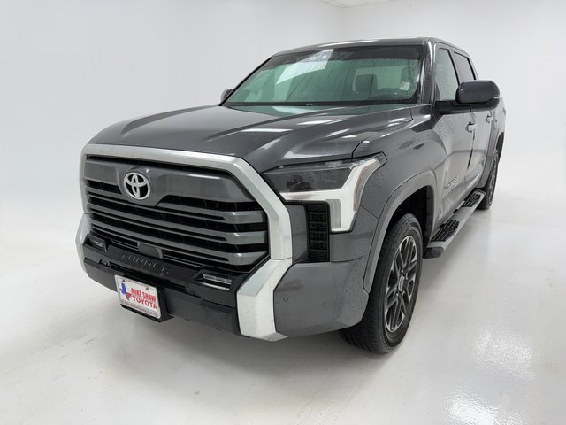 2023 Toyota Tundra Limited photo 4