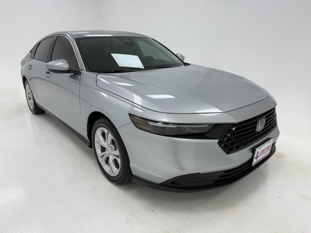 Used 2025 Honda Accord LX Sedan