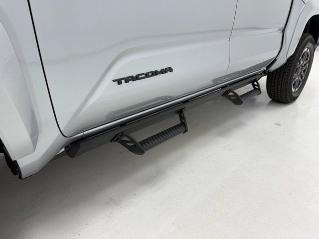 2026 Toyota Tacoma TRD Sport - Photo 8
