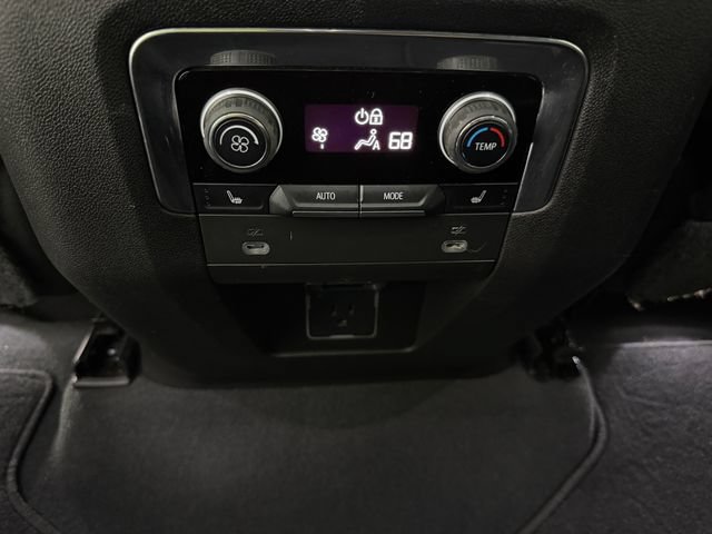 2023 Chevrolet Suburban Z71 - Photo 34