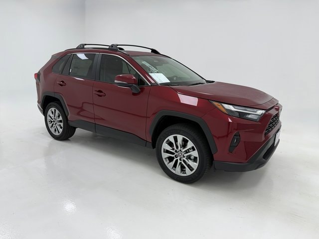 2025 Toyota RAV4 XLE Premium's photo