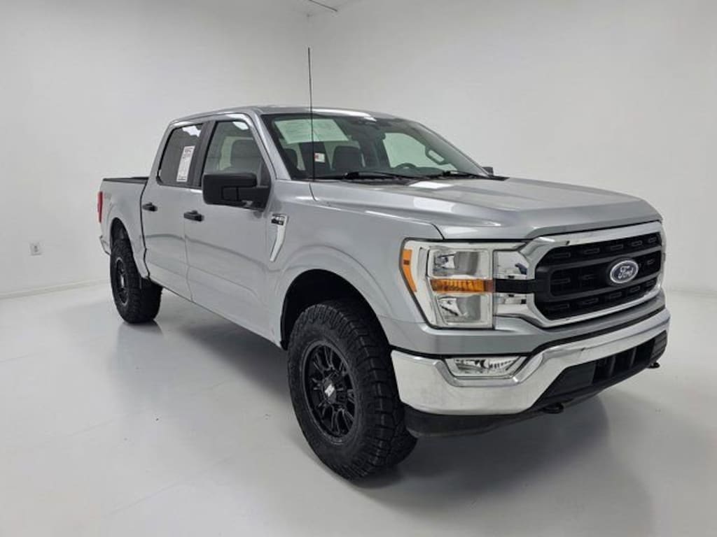 Used 2022 Ford F-150 XLT Truck SuperCrew Cab