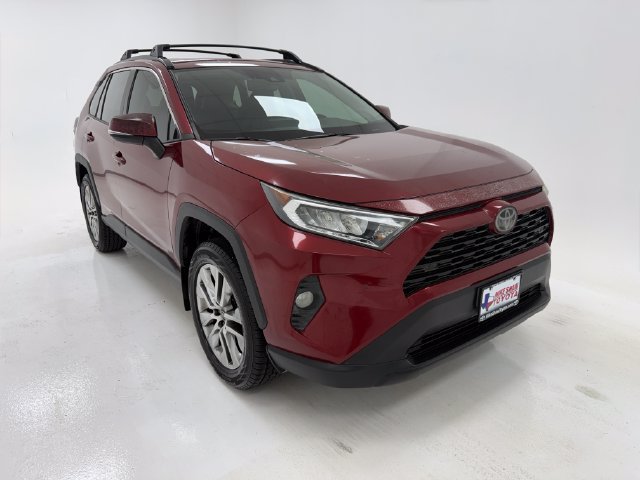 Used 2019 Toyota RAV4 XLE Premium with VIN 2T3C1RFV8KC021633 for sale in Robstown, TX