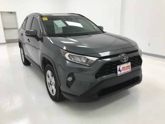 Used 2020 Toyota RAV4 XLE with VIN 2T3W1RFV1LC051524 for sale in Corpus Christi, TX