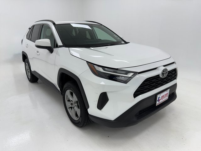 Used 2024 Toyota RAV4 XLE with VIN 2T3W1RFV9RW314091 for sale in Northfield, Minnesota