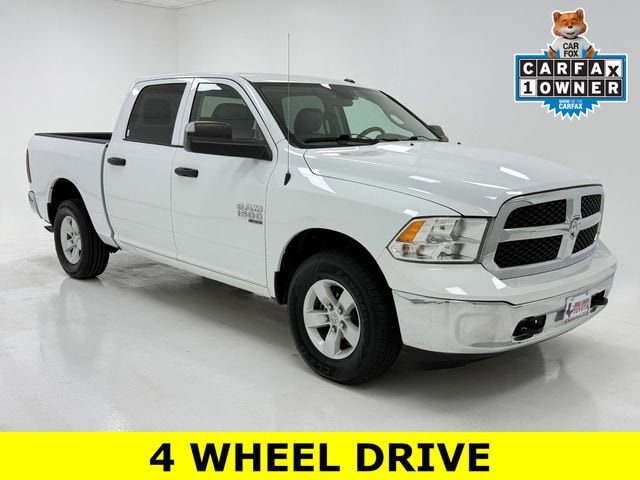 2022 RAM 1500 Classic Tradesman 4x4 Crew Cab 5'7's photo