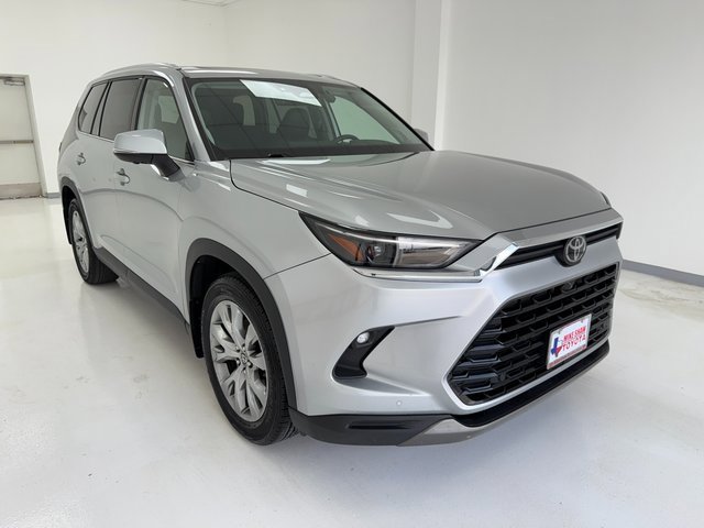 Used 2024 Toyota Grand Highlander Limited with VIN 5TDAAAA58RS007466 for sale in Corpus Christi, TX