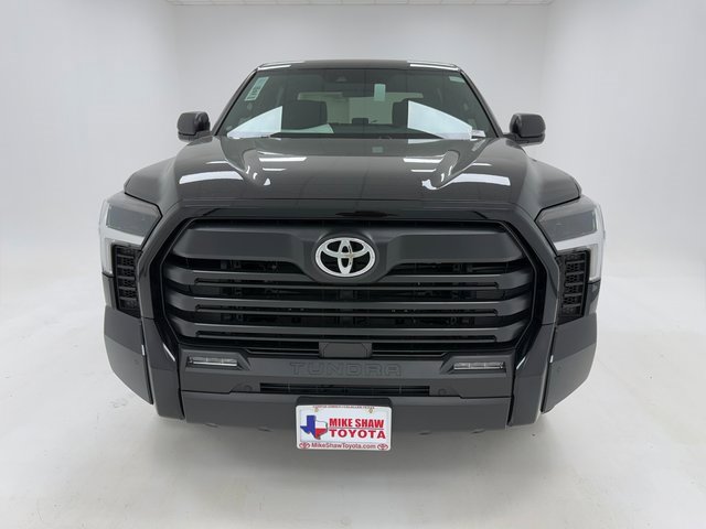 2026 Toyota Tundra SR5 CrewMax photo 3
