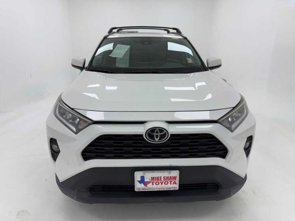Used 2021 Toyota RAV4 XLE SUV