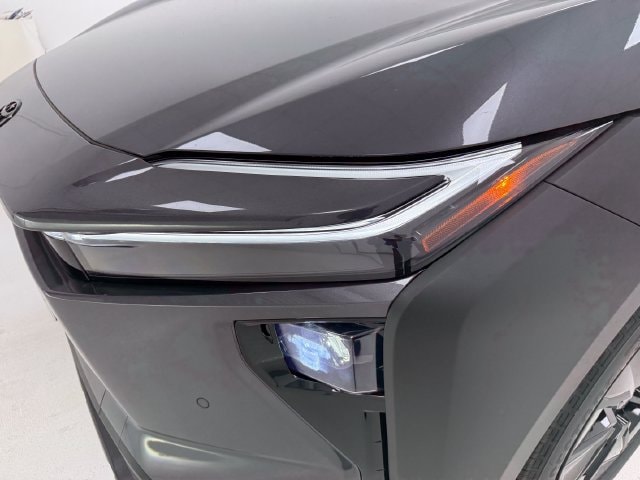 2026 Toyota bZ Woodland Woodland Premium - Photo 6