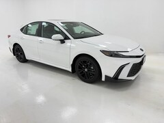 2026 Toyota Camry SE Sedan