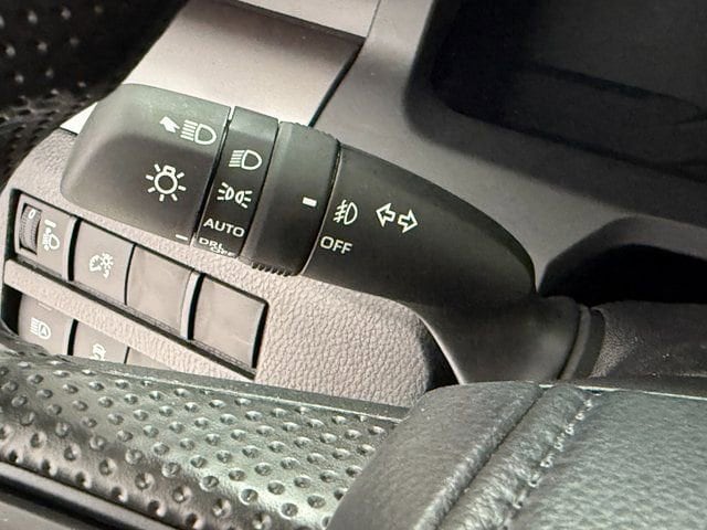 2026 Toyota Tacoma SR5 - Photo 14