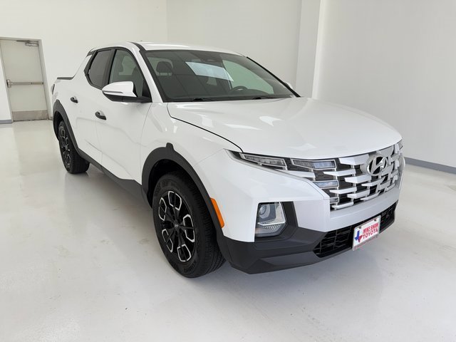 Used 2022 Hyundai Santa Cruz SEL with VIN 5NTJBDAE8NH029080 for sale in Corpus Christi, TX