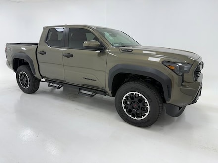2025 Toyota Tacoma i-FORCE MAX TRD Off-Road i-FORCE MAX Truck Double Cab