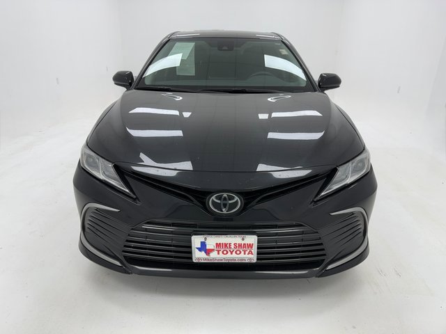 2024 Toyota Camry LE photo 2