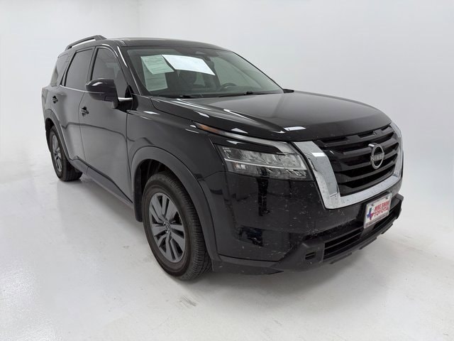 Used 2022 Nissan Pathfinder SV with VIN 5N1DR3BA7NC258323 for sale in Robstown, TX