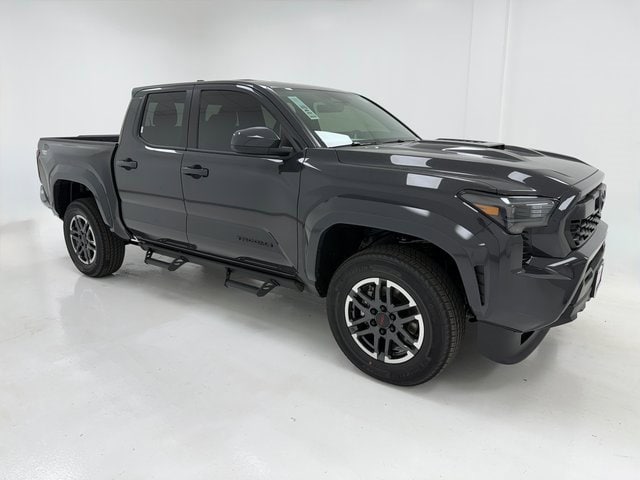 2026 Toyota Tacoma TRD Sport's photo