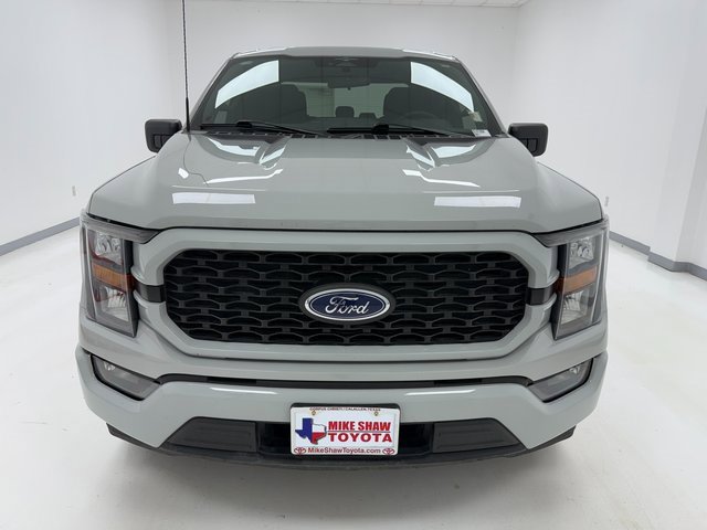 2023 Ford F-150 XL photo 3