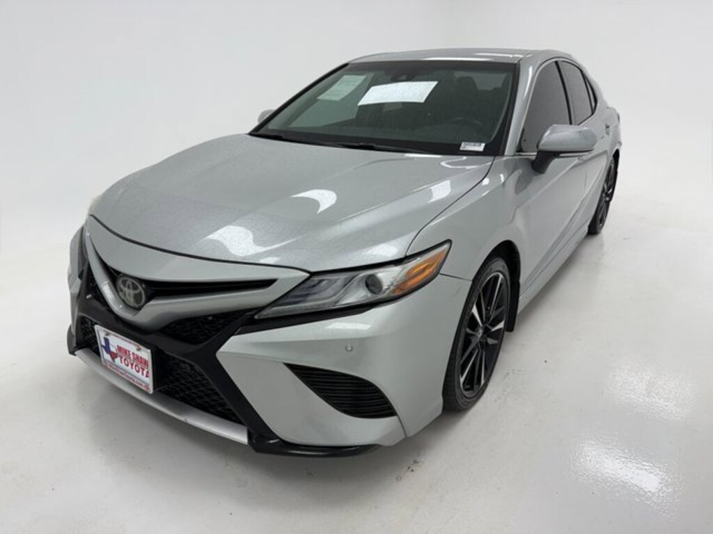 Used 2018 Toyota Camry XSE Sedan