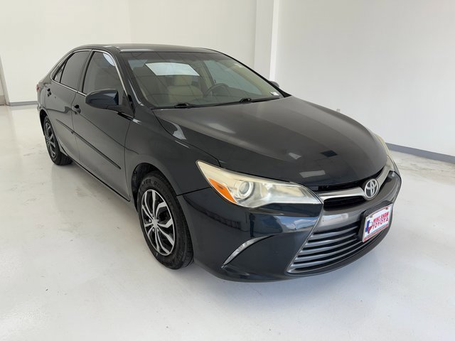 Used 2015 Toyota Camry LE with VIN 4T4BF1FK6FR459719 for sale in Corpus Christi, TX