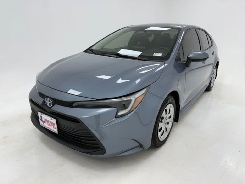 Used 2025 Toyota Corolla Hybrid LE Sedan