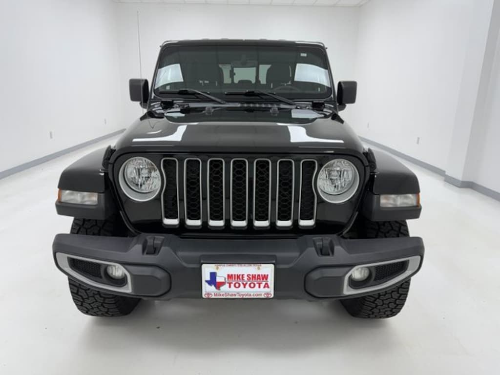 Used 2023 Jeep Gladiator Overland Truck Crew Cab