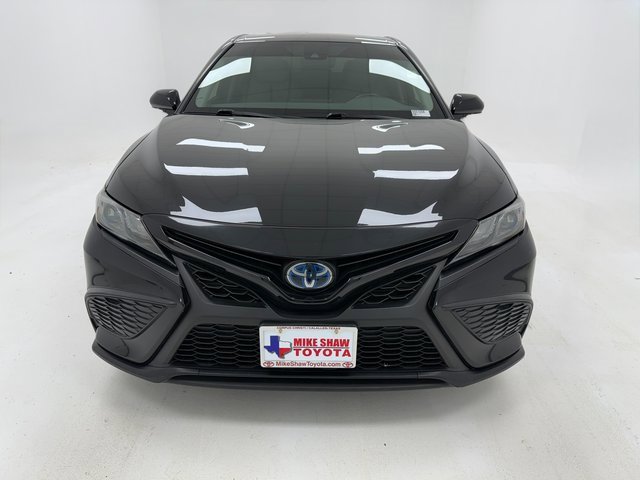 2023 Toyota Camry Hybrid SE photo 2