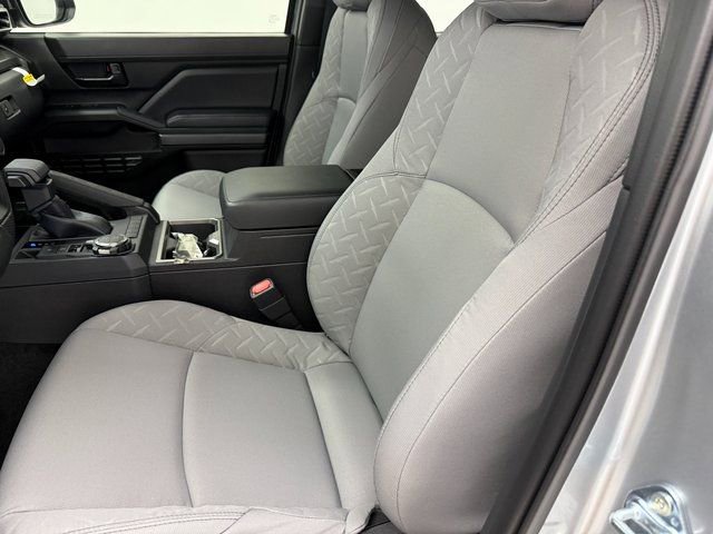 2026 Toyota Tacoma SR5 - Photo 27