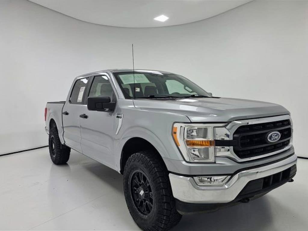 Used 2022 Ford F-150 XLT Truck SuperCrew Cab