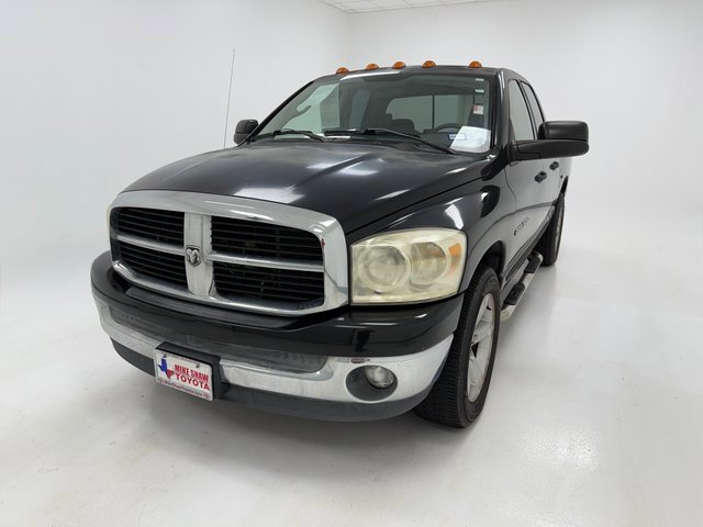 2007 Dodge Ram SLT photo 4