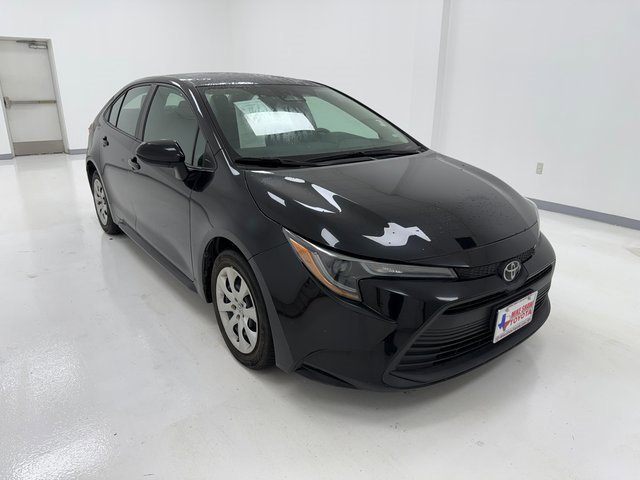 Used 2023 Toyota Corolla LE with VIN 5YFB4MDE5PP021940 for sale in Robstown, TX