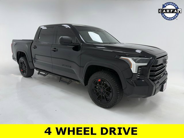 2023 Toyota Tundra SR5's photo