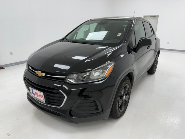 2020 Chevrolet Trax LS photo 4
